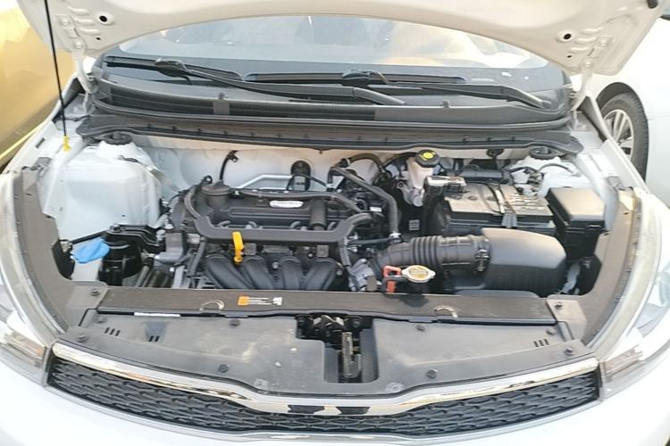 Used Kia Pegas 2019 1.4L Automatic Value Edition National VI Standard Engine Bay