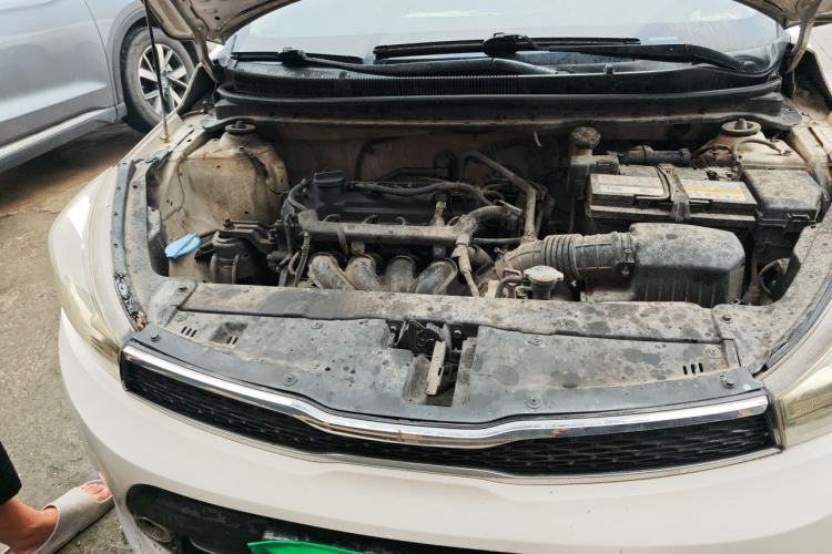 Used Kia Pegas 2019 1.4L Automatic Value Edition National VI Standard Engine Bay