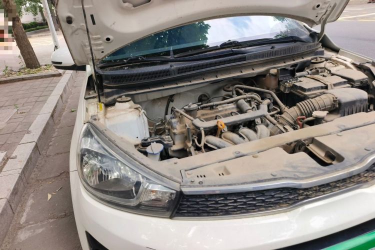 Used Kia Pegas 2019 1.4L Automatic Value Edition National VI Standard Engine Bay Right