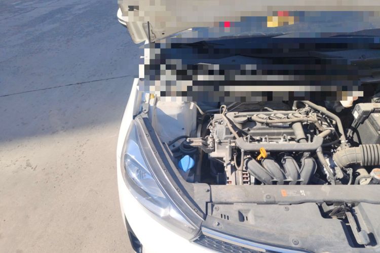 Used Kia Pegas 2019 1.4L Manual Value Edition National VI Standard Engine Bay Right