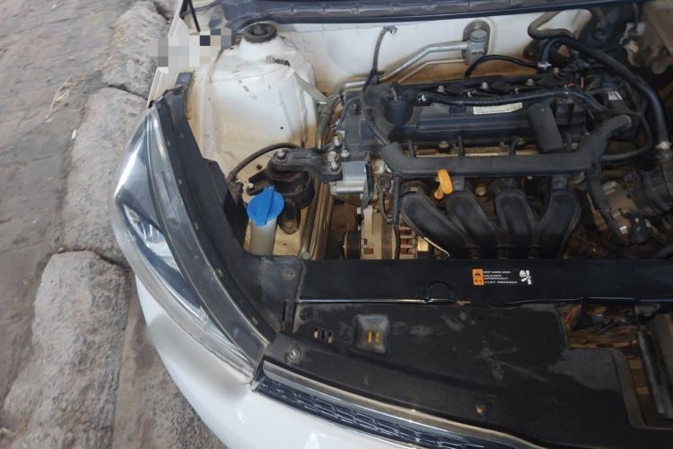 Used Kia Pegas 2019 1.4L Manual Value Edition National VI Standard Engine Bay Right