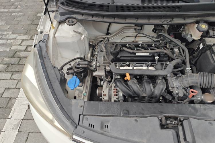 Used Kia Pegas 2019 1.4L Automatic Value Edition National VI Standard Engine Bay Right