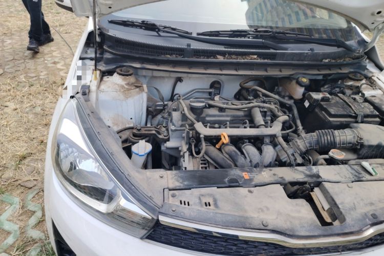 Used Kia Pegas 2019 1.4L Manual Value Edition National VI Standard Engine Bay Right