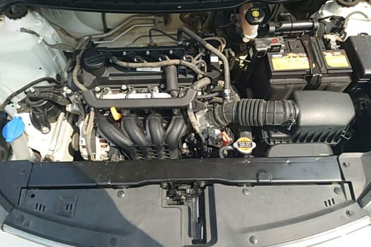 Used Kia Pegas 2019 1.4L Automatic Value Edition National VI Standard Engine Bay