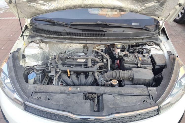 Used Kia Pegas 2019 1.4L Manual Value Edition National VI Standard Engine Bay
