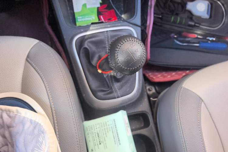 Used Kia Pegas 2019 1.4L Manual Value Edition National VI Standard Gear Lever