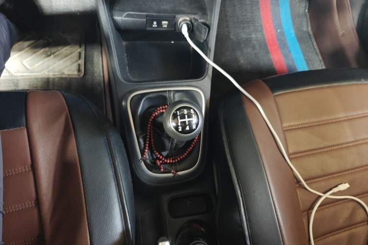 Used Kia Pegas 2019 1.4L Manual Value Edition National VI Standard Gear Lever