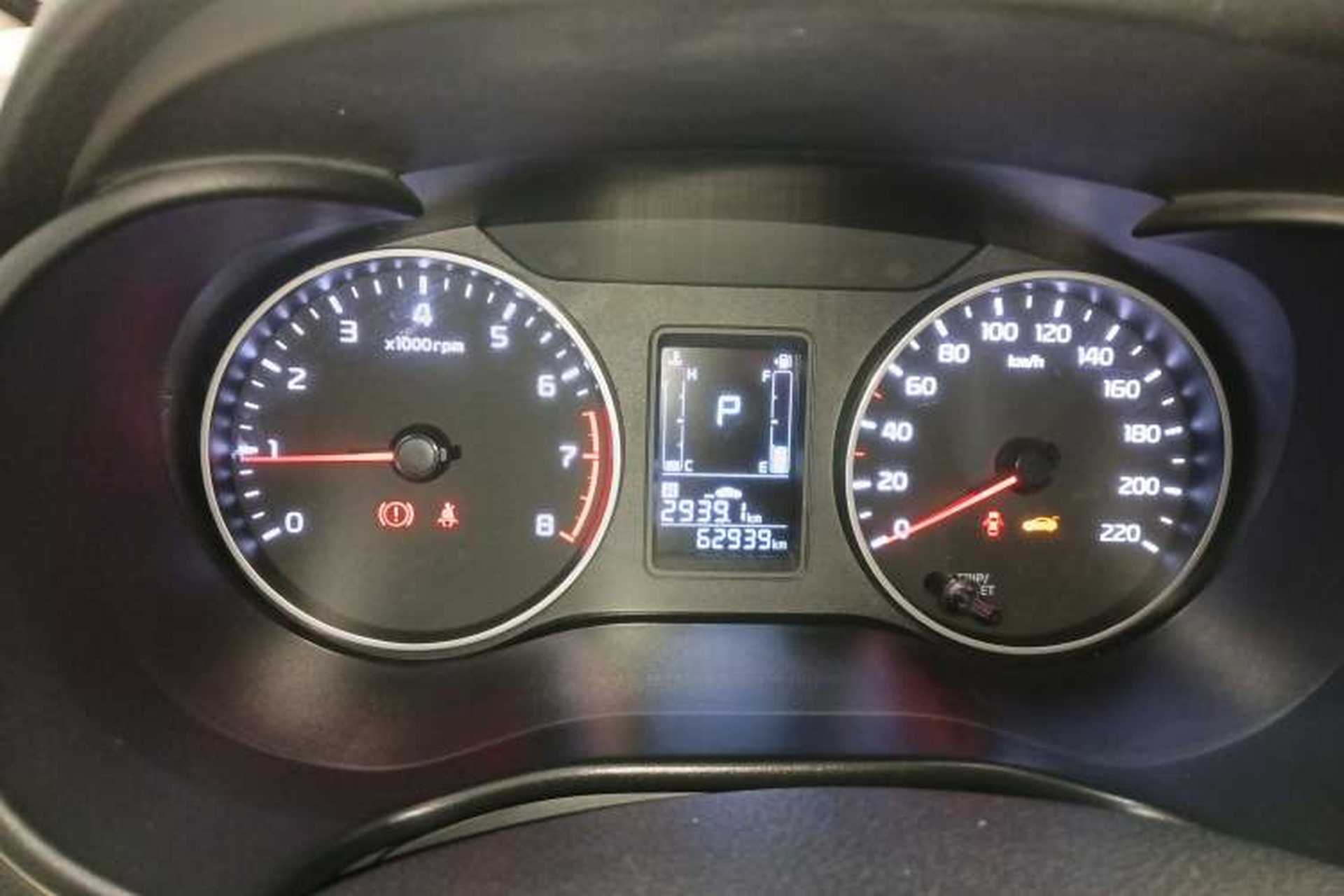 Used Kia Pegas 2019 1.4L Automatic Value Edition National VI Standard Instrument Cluster