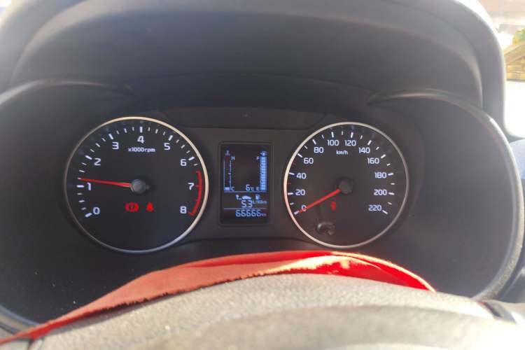 Used Kia Pegas 2019 1.4L Manual Value Edition National VI Standard Instrument Cluster