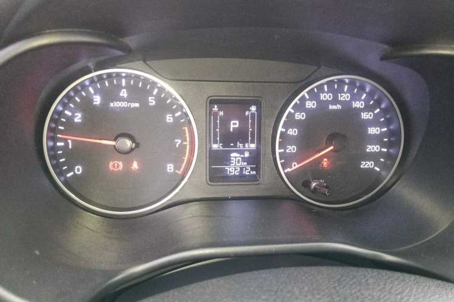 Used Kia Pegas 2019 1.4L Automatic Value Edition National VI Standard Instrument Cluster