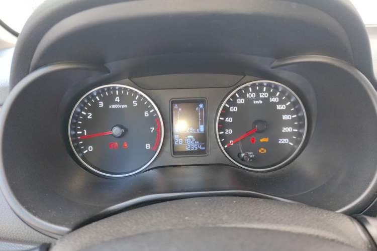 Used Kia Pegas 2019 1.4L Manual Value Edition National VI Standard Instrument Cluster