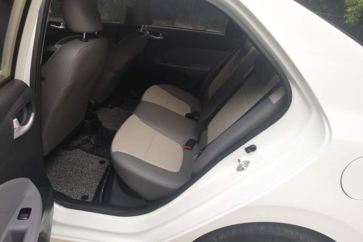 Used Kia Pegas 2019 1.4L Manual Value Edition National VI Standard Interior 1