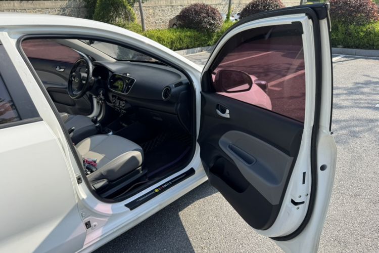 Used Kia Pegas 2019 1.4L Manual Value Edition National VI Standard Interior 10