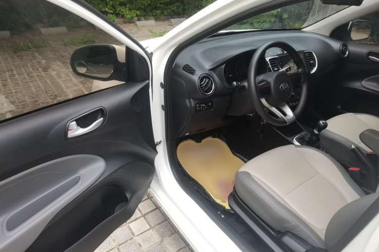 Used Kia Pegas 2019 1.4L Manual Value Edition National VI Standard Interior 2