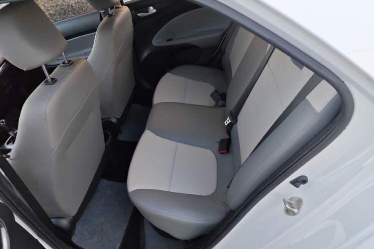 Used Kia Pegas 2019 1.4L Automatic Value Edition National VI Standard Interior 2