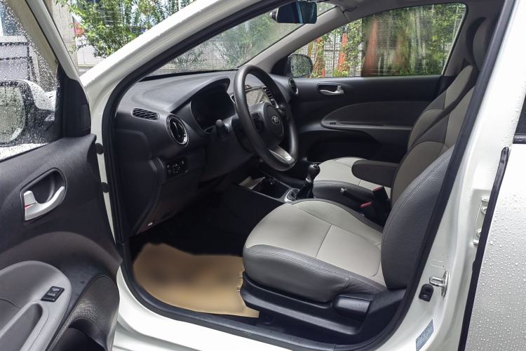 Used Kia Pegas 2019 1.4L Manual Value Edition National VI Standard Interior 2