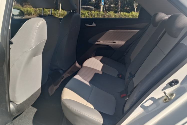 Used Kia Pegas 2019 1.4L Manual Value Edition National VI Standard Interior 3