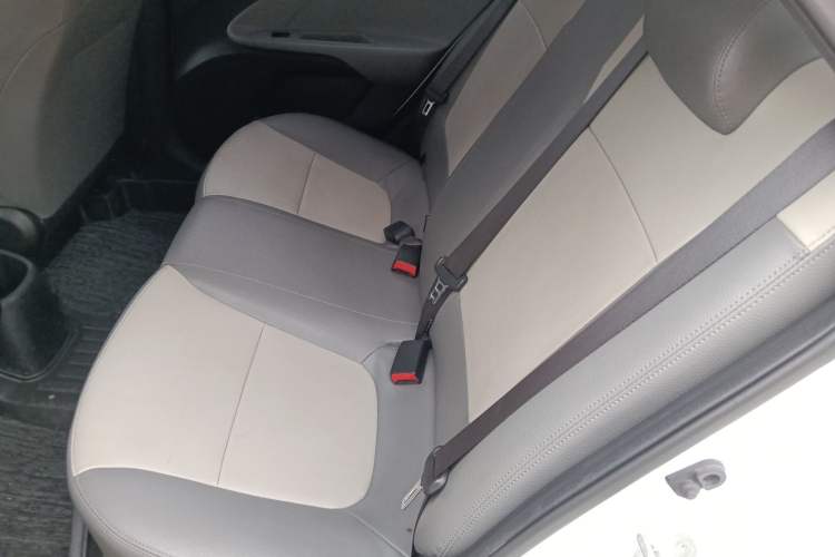 Used Kia Pegas 2019 1.4L Automatic Value Edition National VI Standard Interior 4