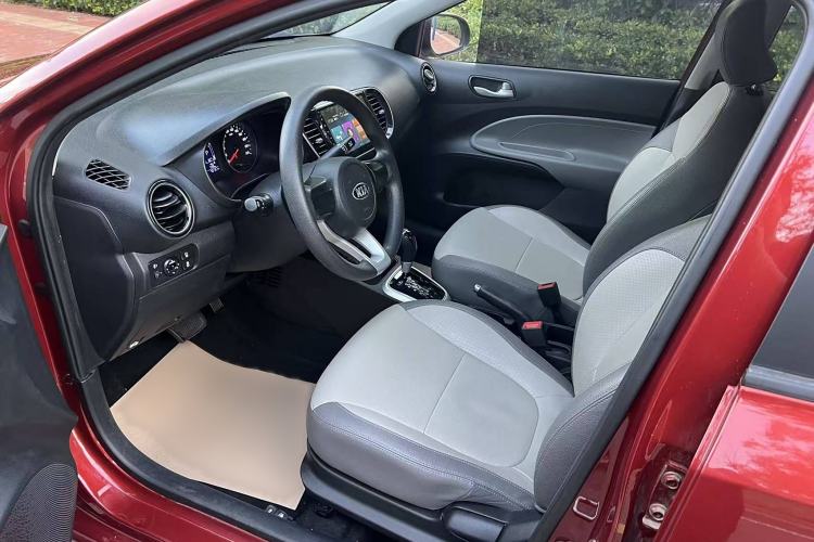 Used Kia Pegas 2019 1.4L Automatic Value Edition National VI Standard Interior 5