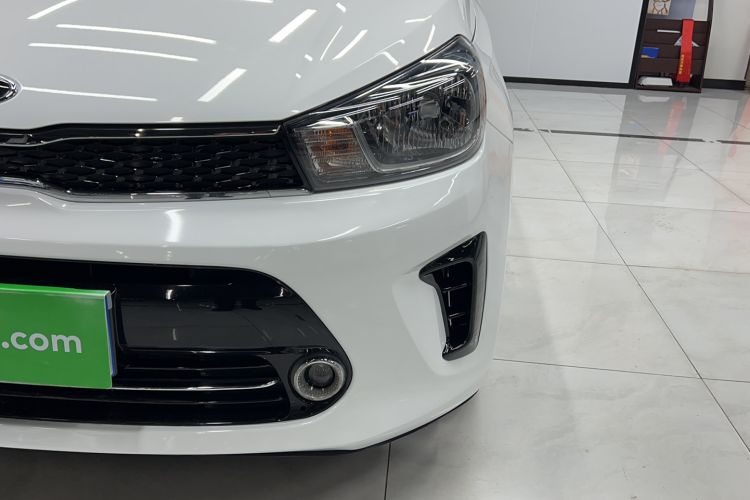 Used Kia Pegas 2019 1.4L Automatic Value Edition National VI Standard Left Front Headlight