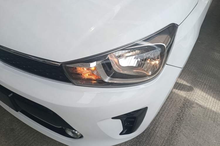 Used Kia Pegas 2019 1.4L Manual Value Edition National VI Standard Left Front Headlight