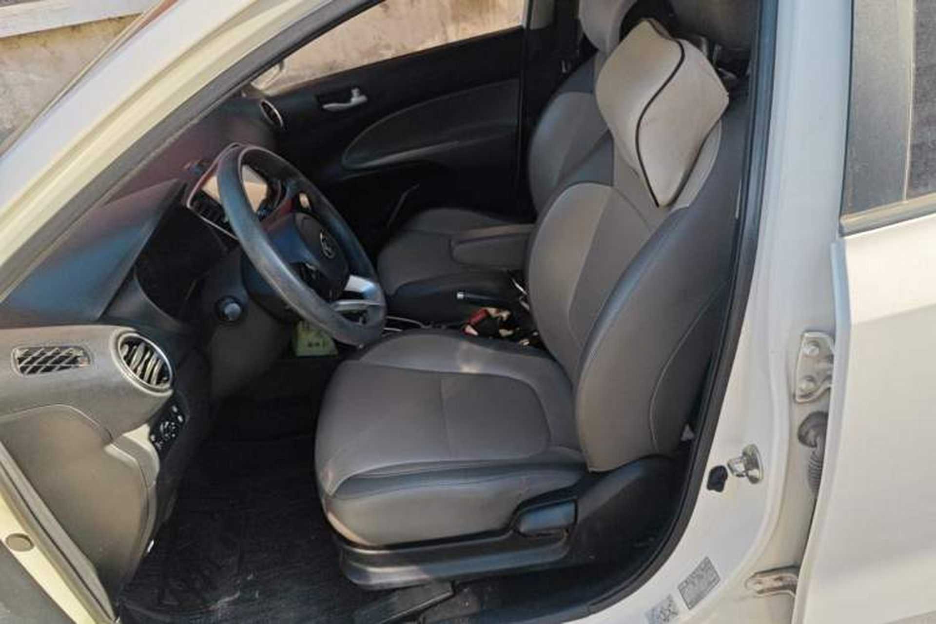 Used Kia Pegas 2019 1.4L Automatic Value Edition National VI Standard Left Front Seat