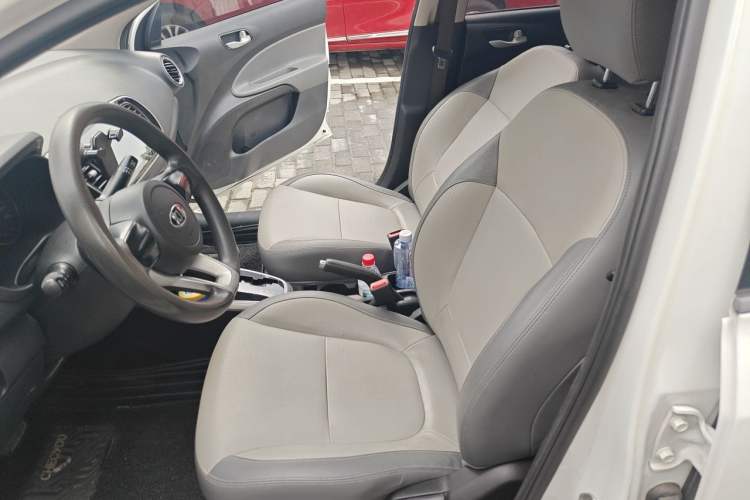Used Kia Pegas 2019 1.4L Automatic Value Edition National VI Standard Left Front Seat