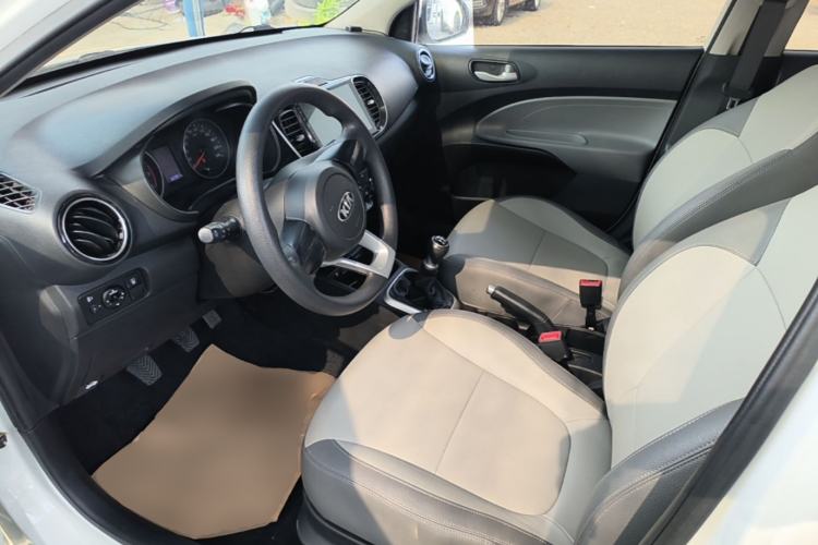 Used Kia Pegas 2019 1.4L Manual Value Edition National VI Standard Left Front Seat