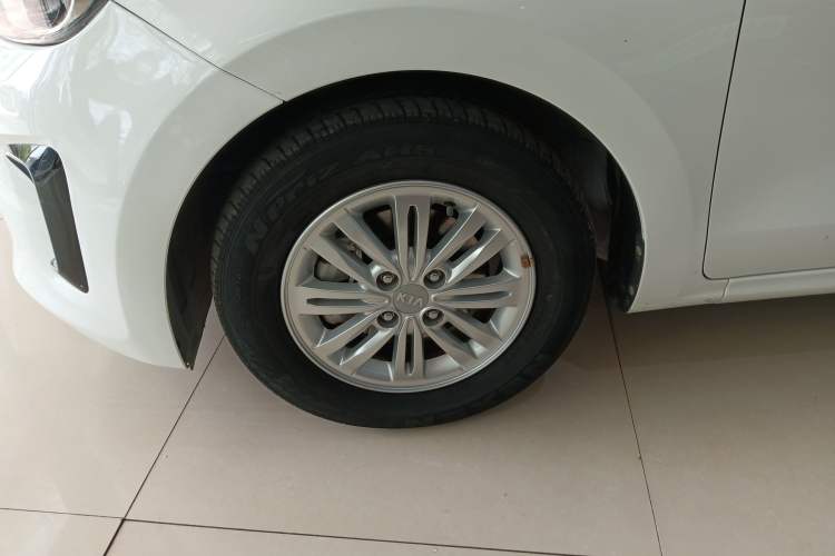Used Kia Pegas 2019 1.4L Automatic Value Edition National VI Standard Left Front Wheel Hub