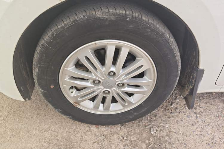 Used Kia Pegas 2019 1.4L Manual Value Edition National VI Standard Left Front Wheel Hub