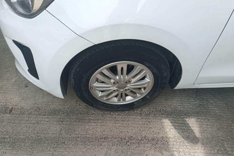 Used Kia Pegas 2019 1.4L Manual Value Edition National VI Standard Left Front Wheel Hub