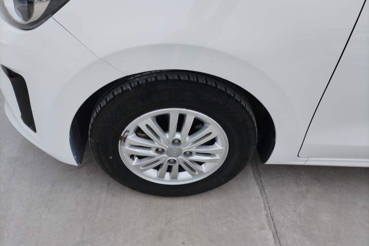 Used Kia Pegas 2019 1.4L Automatic Value Edition National VI Standard Left Front Wheel Hub