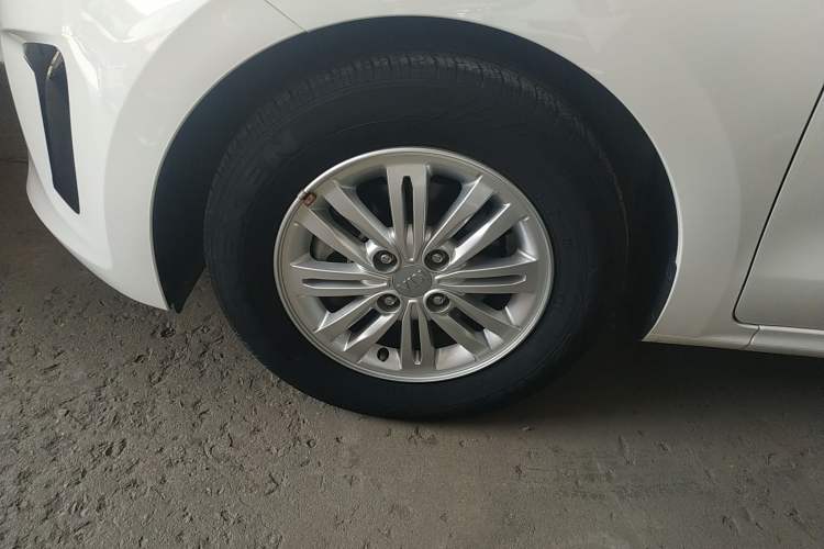 Used Kia Pegas 2019 1.4L Manual Value Edition National VI Standard Left Front Wheel Hub