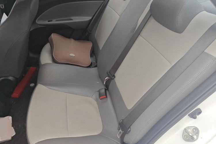 Used Kia Pegas 2019 1.4L Automatic Value Edition National VI Standard Left Rear Seat