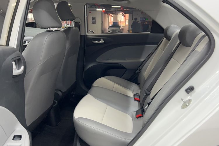 Used Kia Pegas 2019 1.4L Automatic Value Edition National VI Standard Left Rear Seat