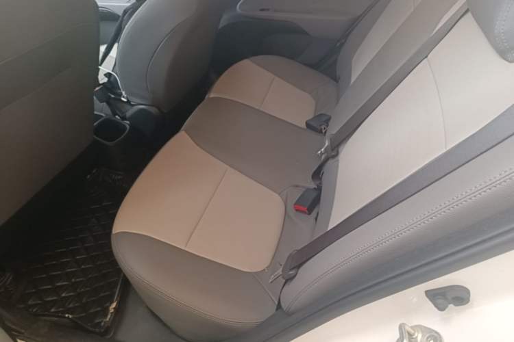 Used Kia Pegas 2019 1.4L Manual Value Edition National VI Standard Left Rear Seat