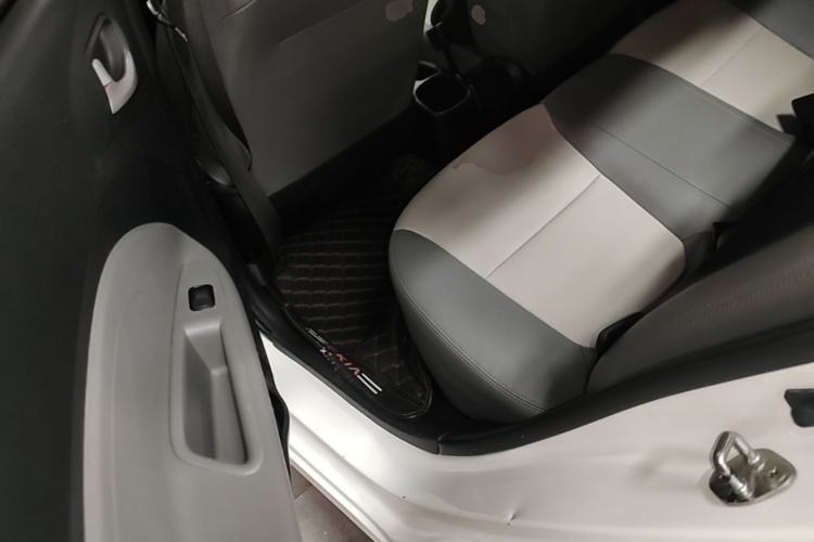 Used Kia Pegas 2019 1.4L Manual Value Edition National VI Standard Left Rear Seat