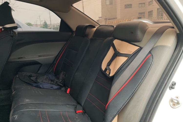 Used Kia Pegas 2019 1.4L Automatic Value Edition National VI Standard Left Rear Seat