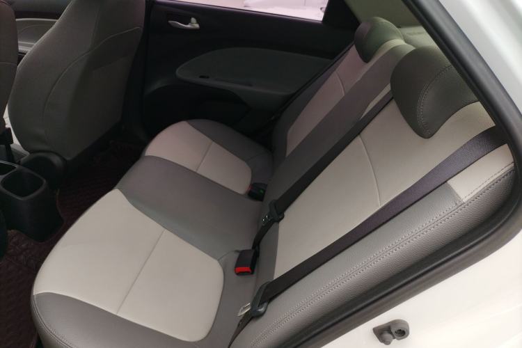 Used Kia Pegas 2019 1.4L Automatic Value Edition National VI Standard Left Rear Seat