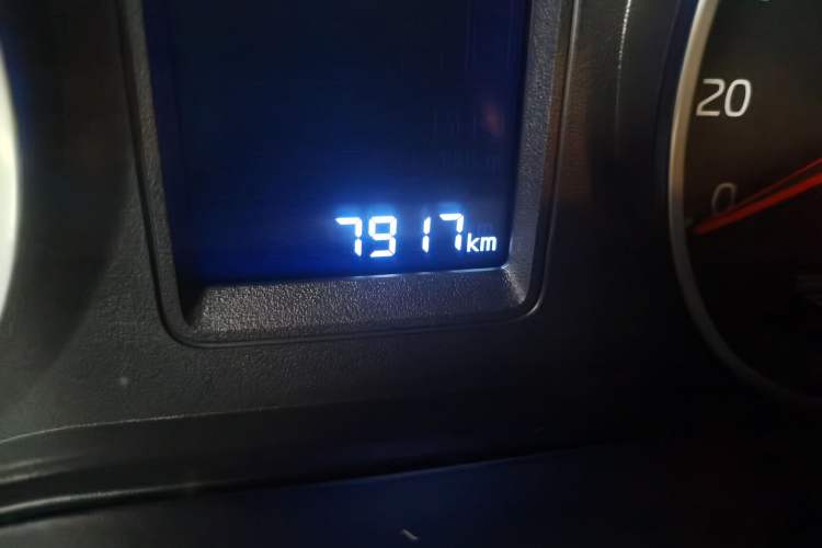 Used Kia Pegas 2019 1.4L Manual Value Edition National VI Standard Odometer Close Up