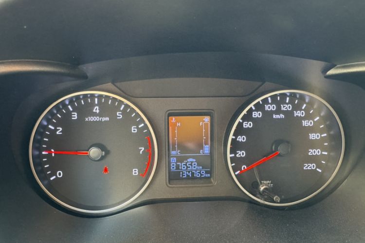 Used Kia Pegas 2019 1.4L Manual Value Edition National VI Standard Odometer Close Up