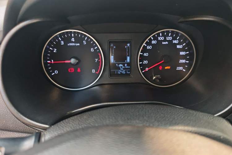 Used Kia Pegas 2019 1.4L Manual Value Edition National VI Standard Odometer Close Up