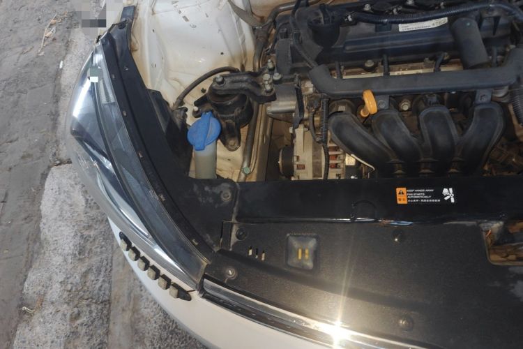 Used Kia Pegas 2019 1.4L Manual Value Edition National VI Standard Right Front Headlight