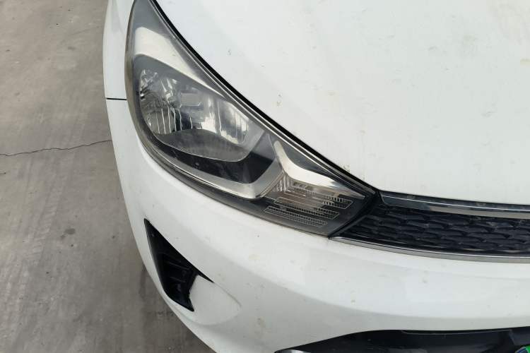 Used Kia Pegas 2019 1.4L Manual Value Edition (Compliant with National Emission Standard V) Right Front Headlight