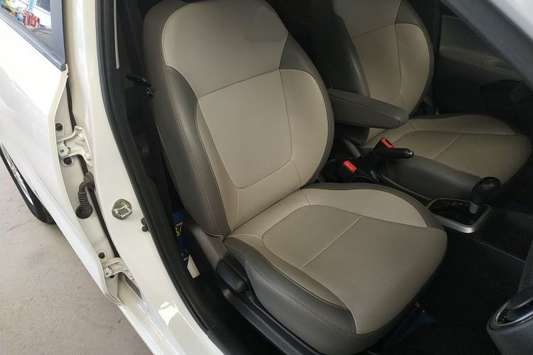 Used Kia Pegas 2019 1.4L Automatic Value Edition National VI Standard Right Front Seat