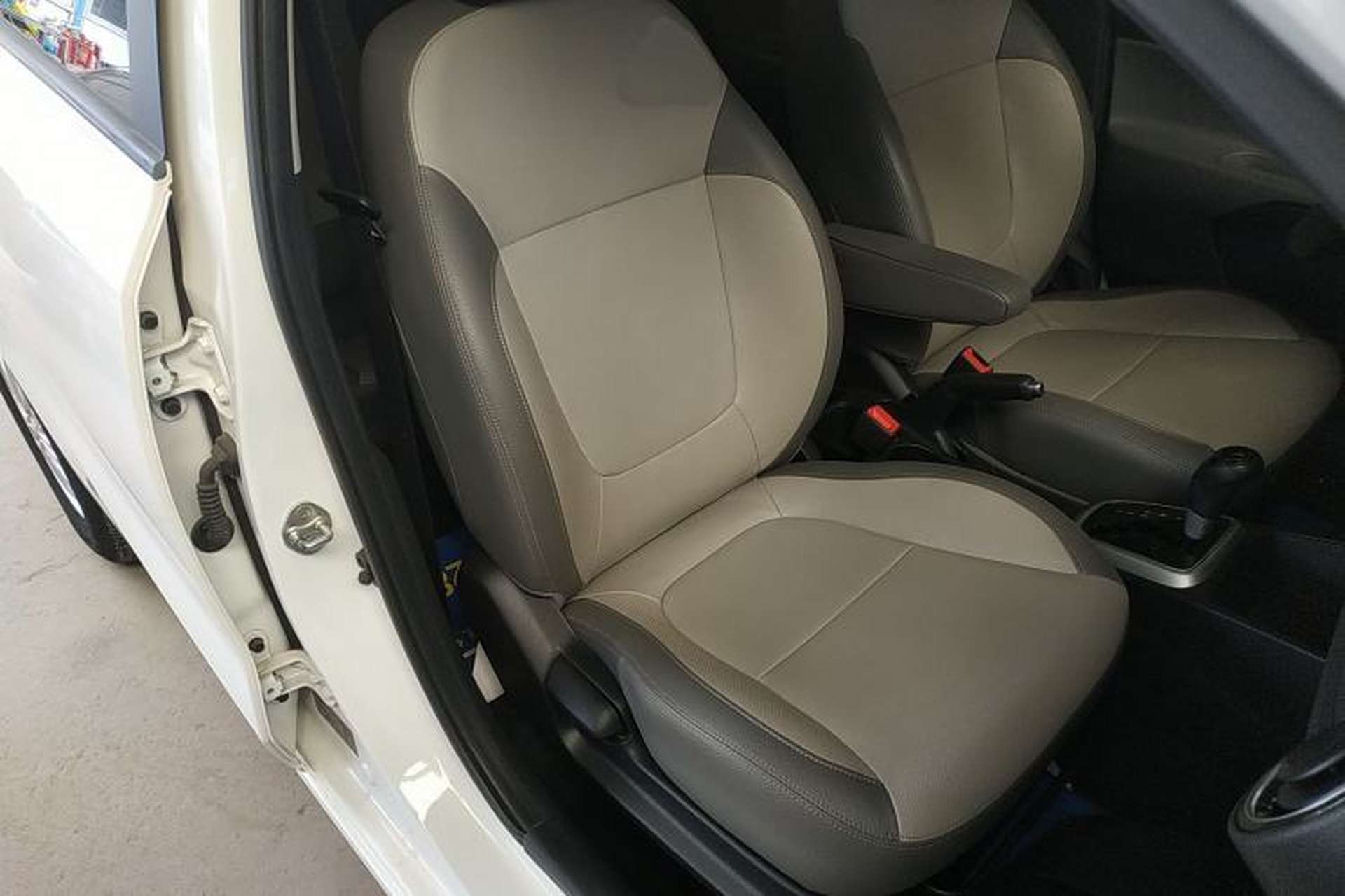 Used Kia Pegas 2019 1.4L Automatic Value Edition National VI Standard Right Front Seat