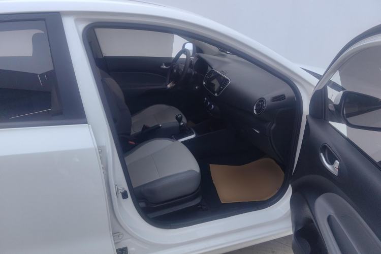Used Kia Pegas 2019 1.4L Manual Value Edition National VI Standard Right Front Seat