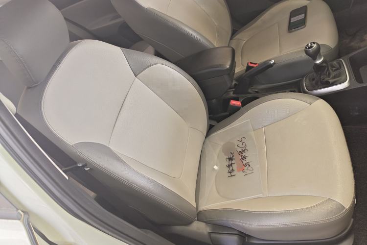 Used Kia Pegas 2019 1.4L Manual Value Edition National VI Standard Right Front Seat