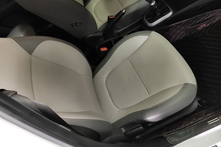 Used Kia Pegas 2019 1.4L Manual Value Edition National VI Standard Right Front Seat