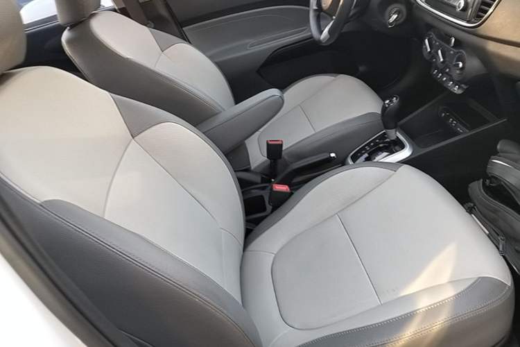 Used Kia Pegas 2019 1.4L Automatic Value Edition National VI Standard Right Front Seat
